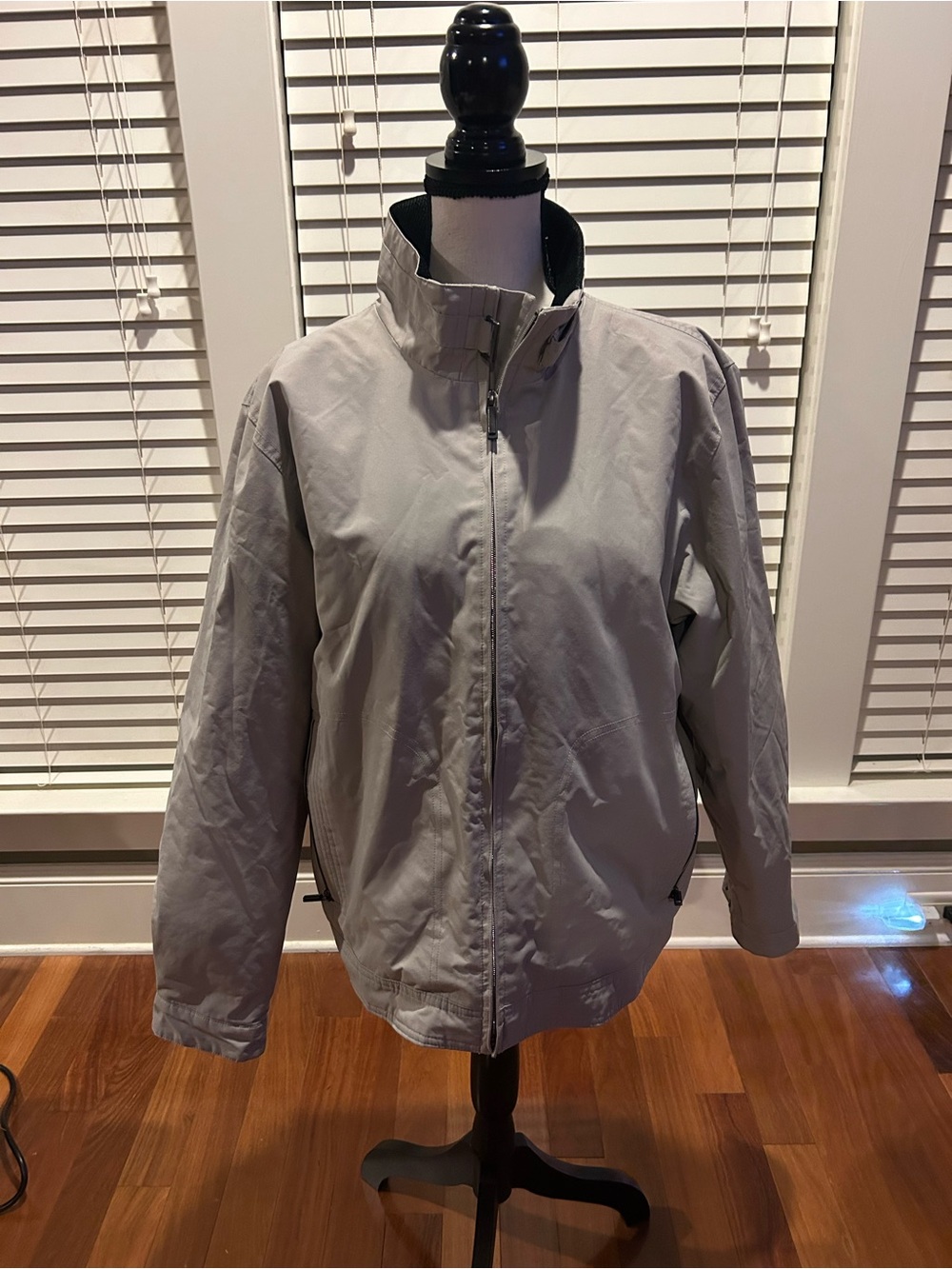 Murano Jacket Mens Medium Gray Soft Shell Full Zip Pockets Collared